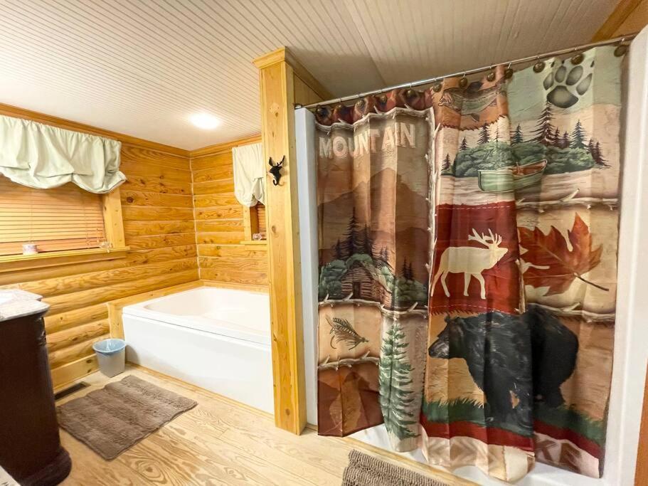 One Of A Kind Rustic Log Cabin Near Bryce Resort - Large Game Room - Fire Pit - Large Deck - Bbq Basye ภายนอก รูปภาพ